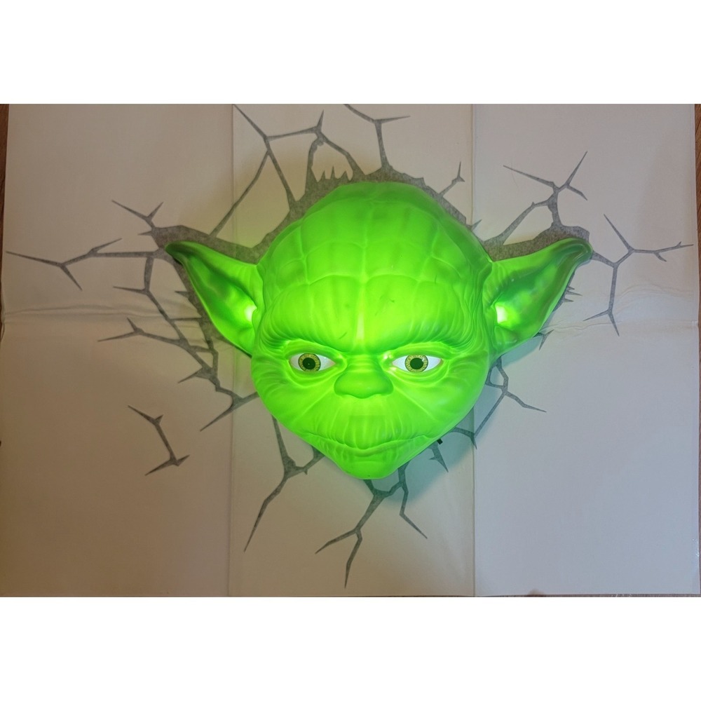 Star Wars Yoda Lamp Face 3D Deco LED Wall Light 3D FX Y501 With Wall Sticker